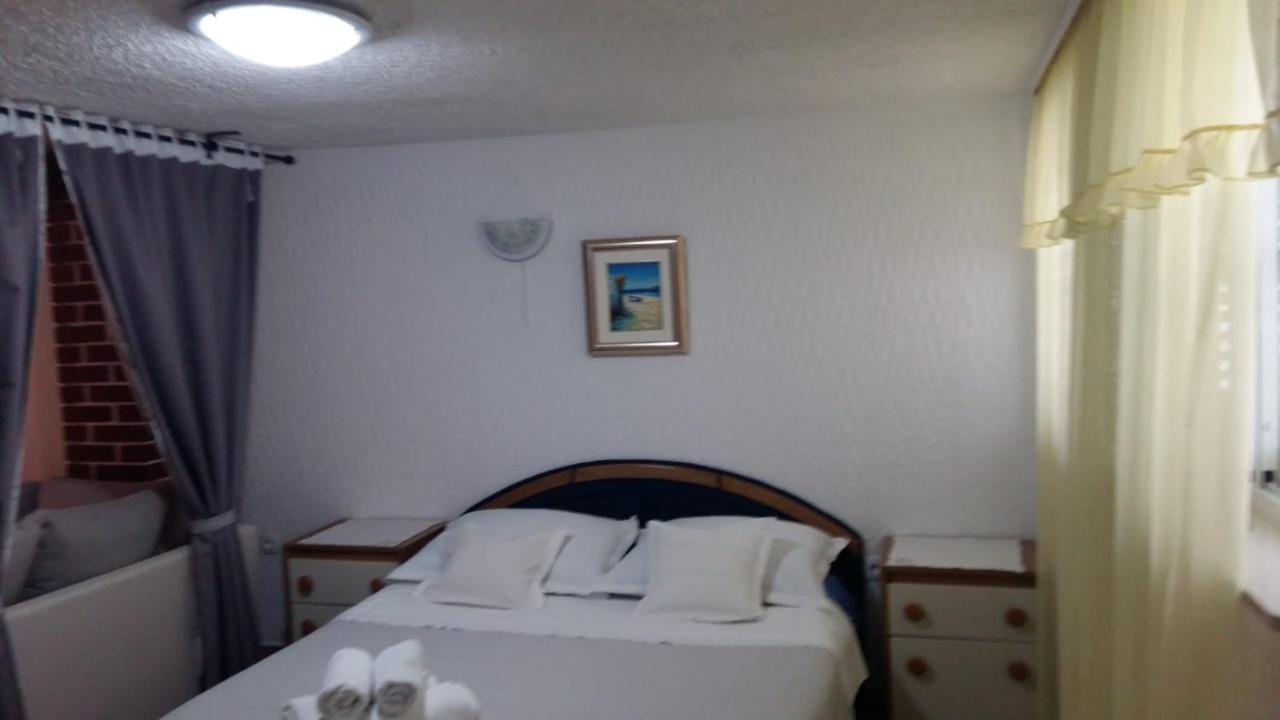 Apartmani Gojevic Vodice Exterior foto