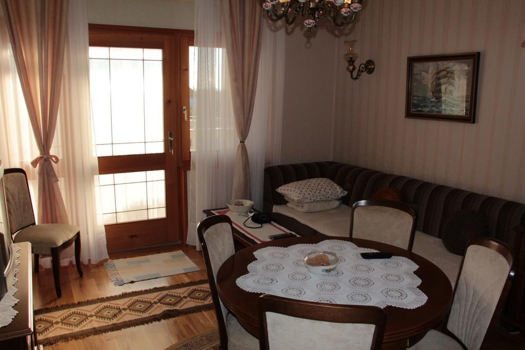 Apartmani Gojevic Vodice Exterior foto